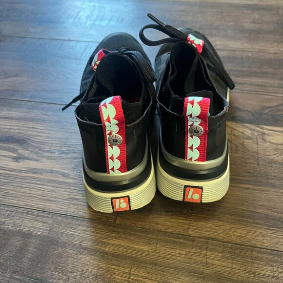 BALA 12 Black shoes Nursing Size Women 10 Mens 8 - Picture 3 of 9